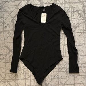 Mangdiup size small black bodysuit